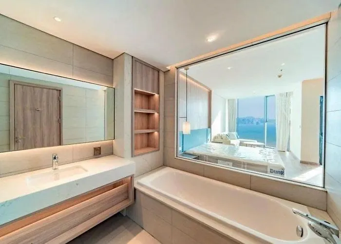 Hotel Alacarte Bich Ngoc